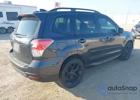 2018 Subaru Forester 2.5I Premium из США, поврежденный, VIN JF2SJAGC7JH555222